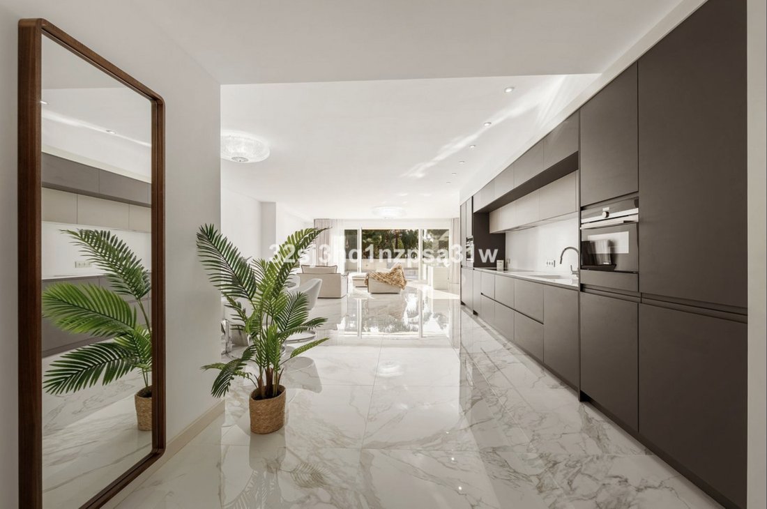 Wohnung in Puerto Banús, Marbella, Spanien 4 - 19159031