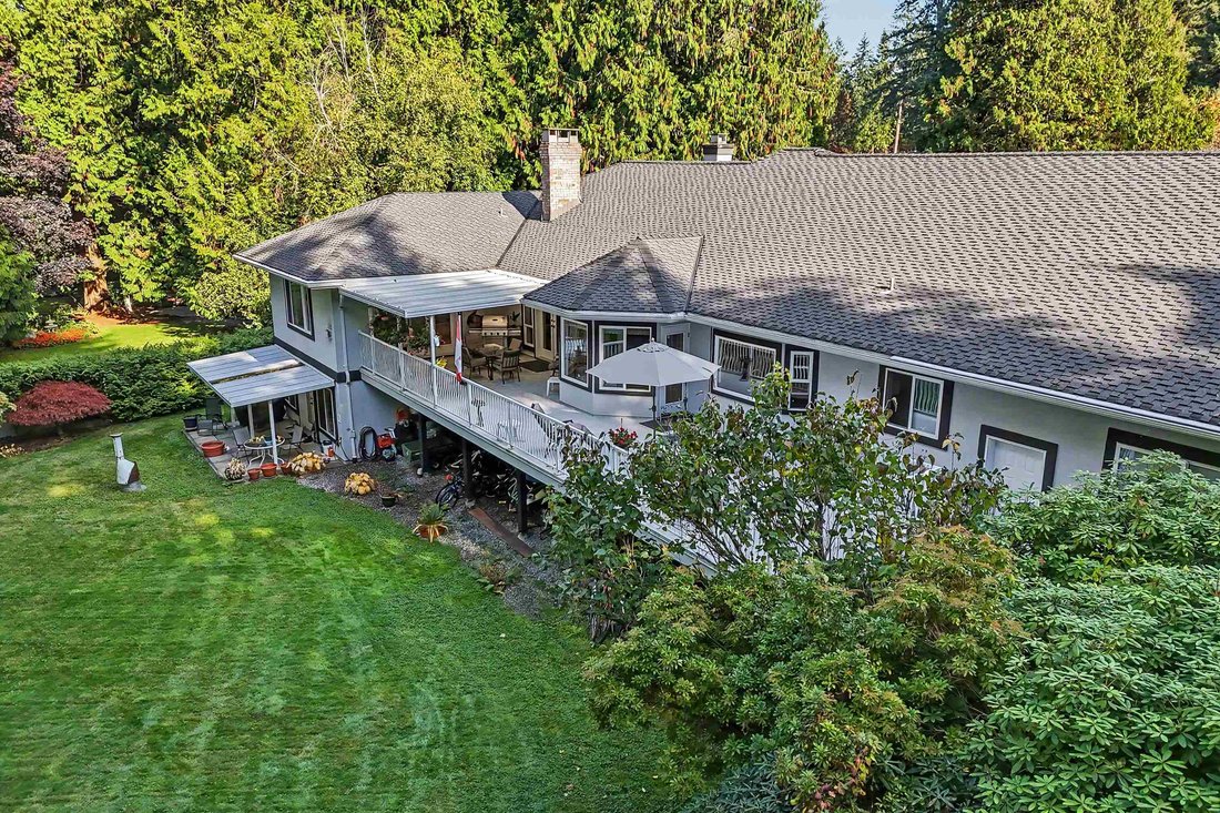 House in Surrey, British Columbia, Canada 4 - 19158742