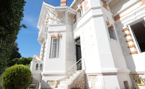 Villa in Le Fief-La Garenne, Royan, France 1
