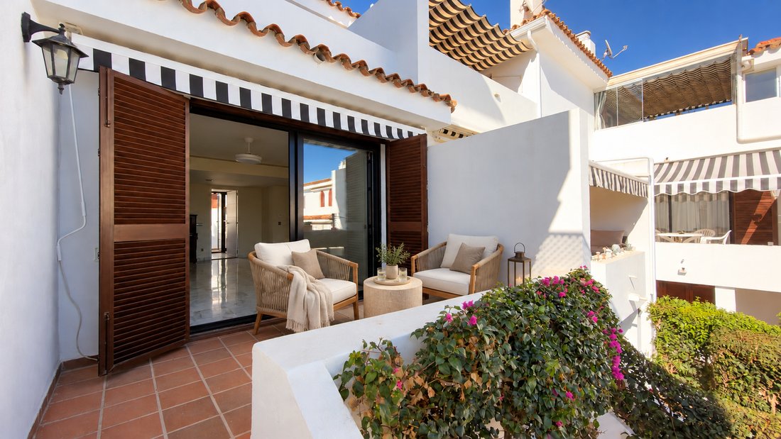 House in Cancelada, Estepona, Andalusia 1 - 19158767