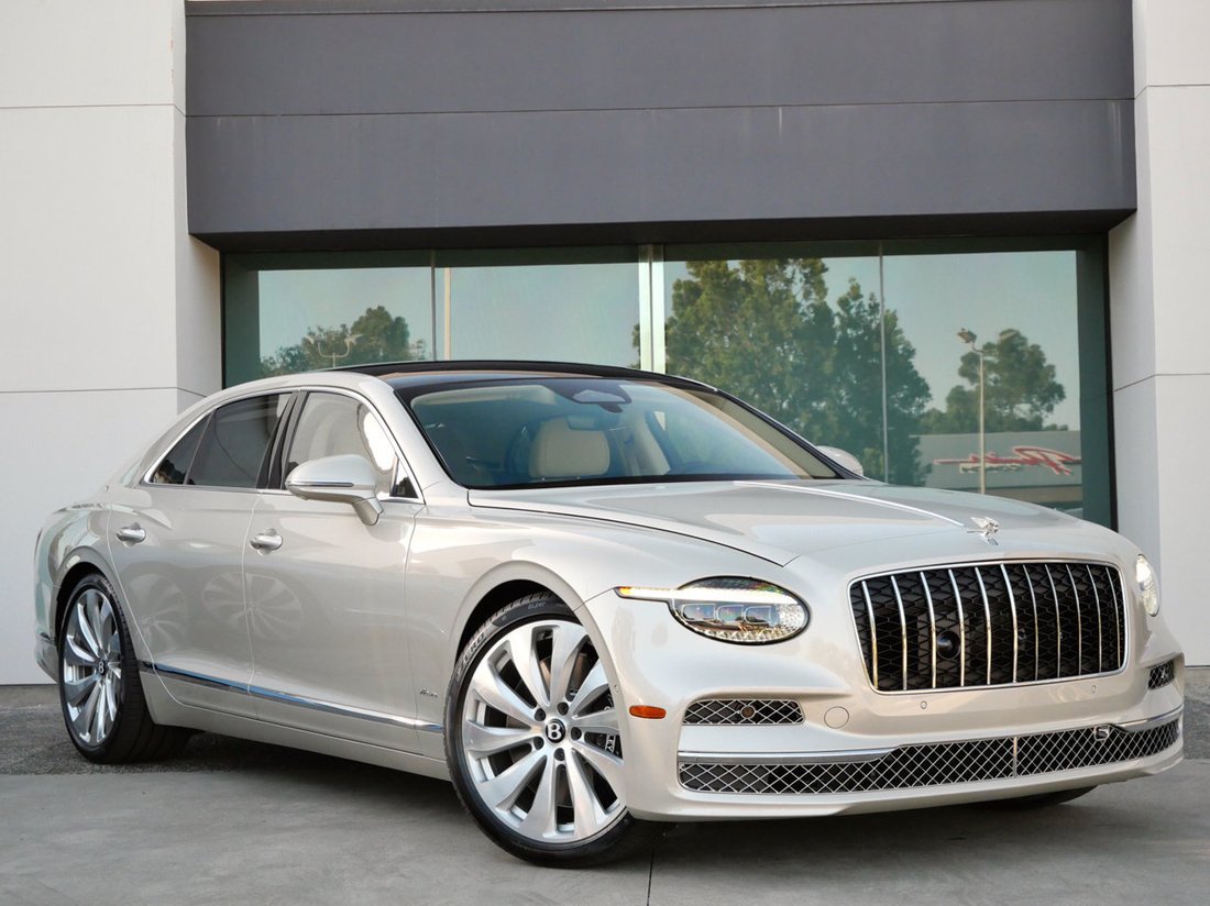 2027 Bentley Flying Spur Azure in Thousand Oaks, CA, United States 1 - 19158670