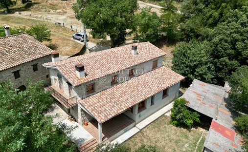 Country House in Sant Ferriol, Catalonia, Spain 1