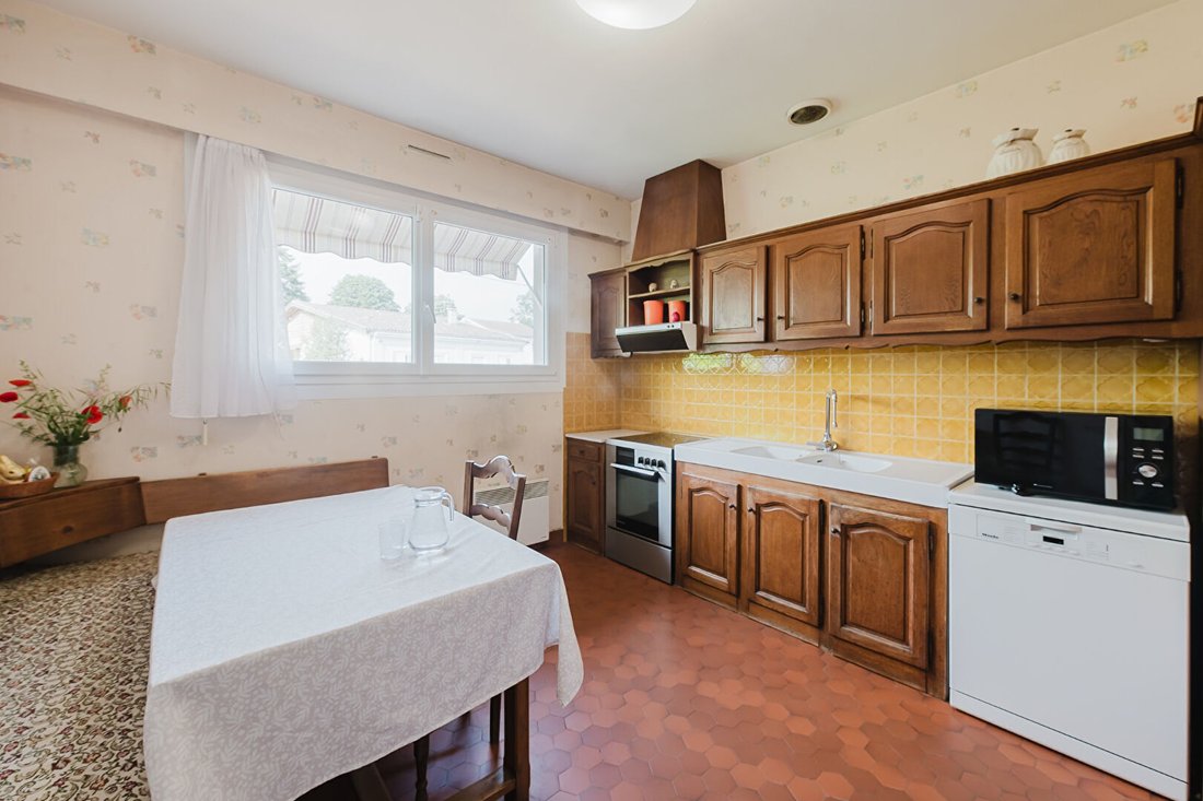 Villa in Mairie Bourg, Begles, France 5 - 19158604