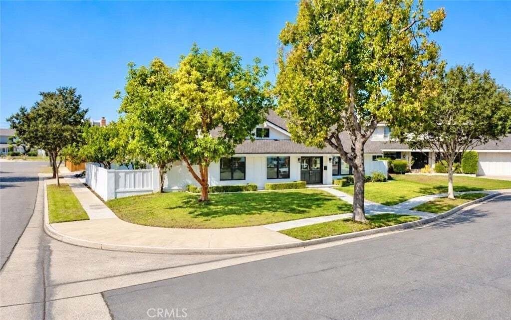 House in Tustin, California, United States 2 - 19158415