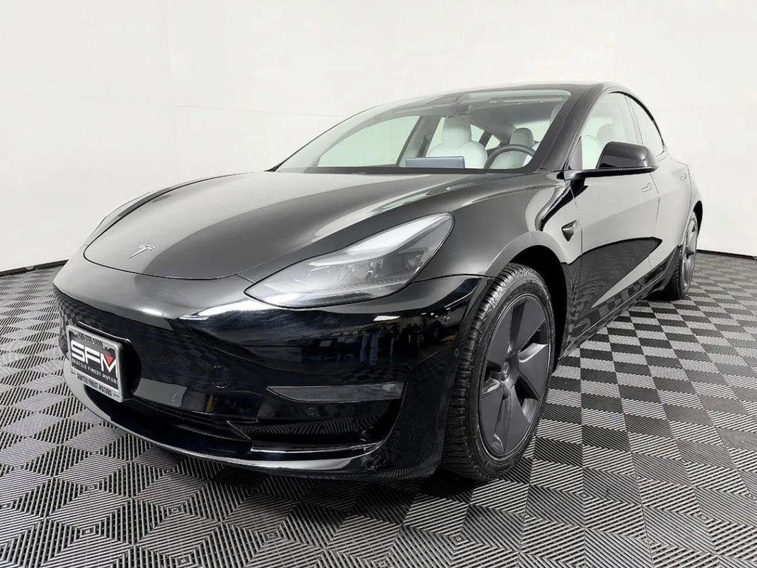 Sedan in Lynnwood, WA, United States 3 - 19159259