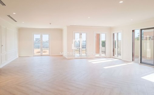Townhouse in Jumeirah, Dubai, United Arab Emirates 1