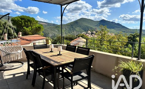 Maison à Le Revest-les-Eaux, Provence-Alpes-Côte d'Azur, France 1