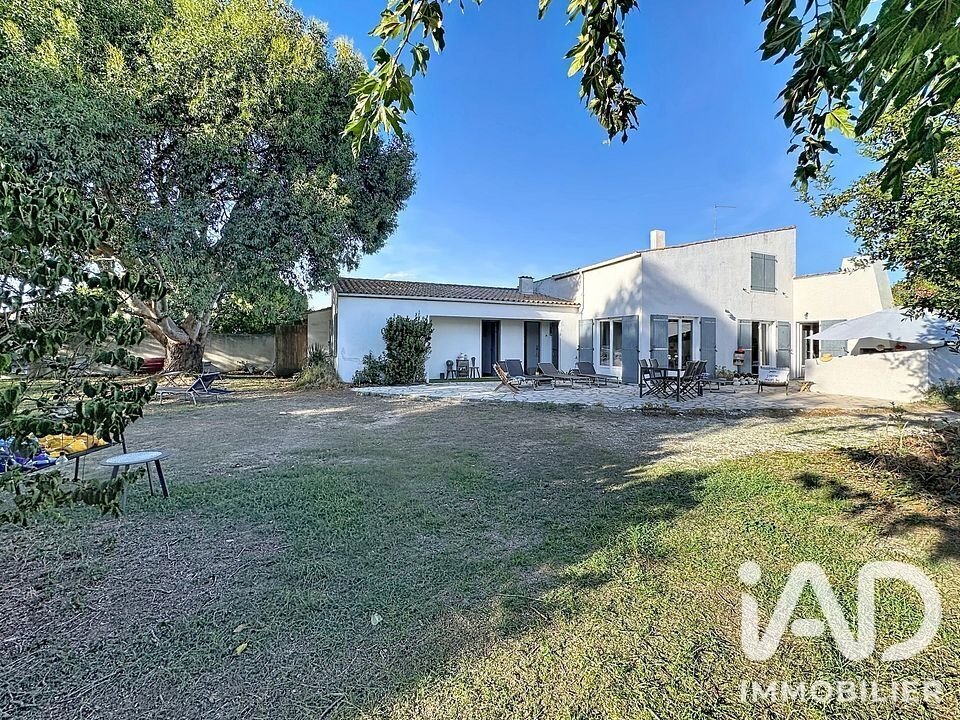 House in Les Portes-en-Ré, Nouvelle-Aquitaine, France 3 - 19159606