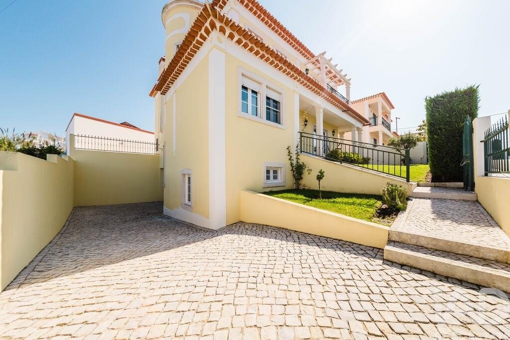 Townhouse in Nadadouro, Leiria District, Portugal 4 - 19159482