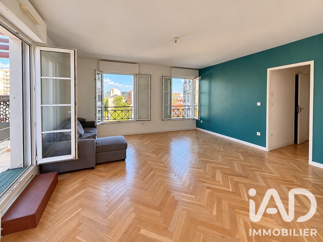Apartment in Souvenir Français, La Garenne-Colombes, France 2 - 19159560