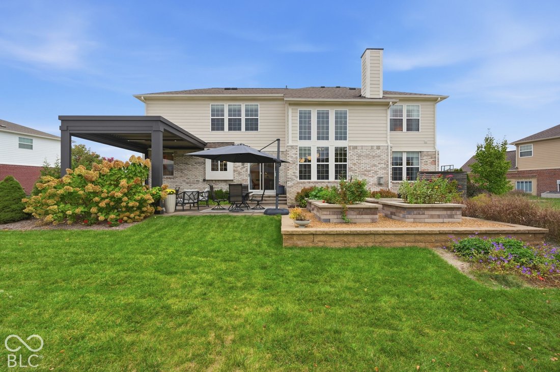 House in Zionsville, Indiana, United States 2 - 19159312