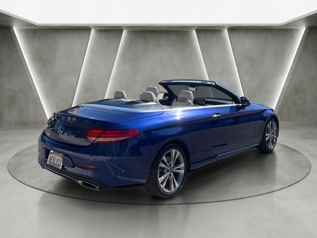 Cabriolet in Huntington Beach, CA, United States 5 - 19015854