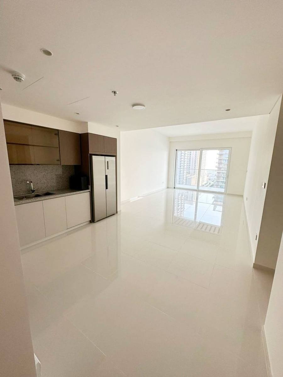 Apartment in Dubai Harbour, Dubai, United Arab Emirates 1 - 19159439