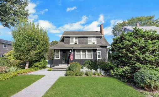 House in Tenafly, New Jersey, United States 1