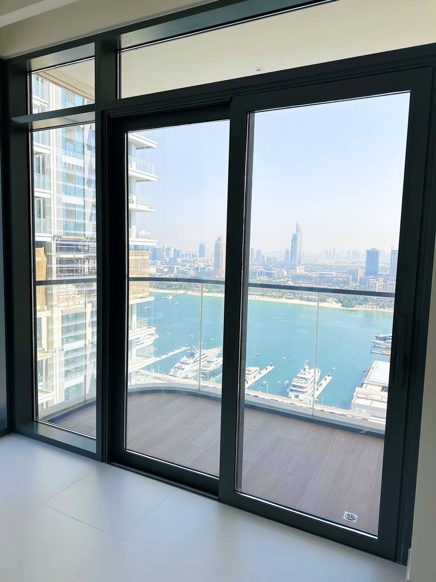 Apartment in Dubai Harbour, Dubai, United Arab Emirates 3 - 19159539