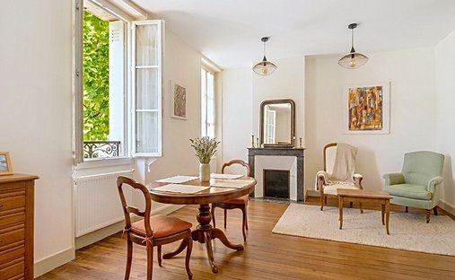 Villa à La Bastide, Bordeaux, France 1