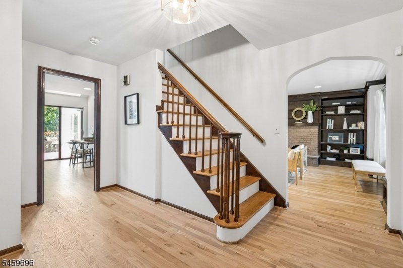 House in West Orange, New Jersey, United States 4 - 19159411