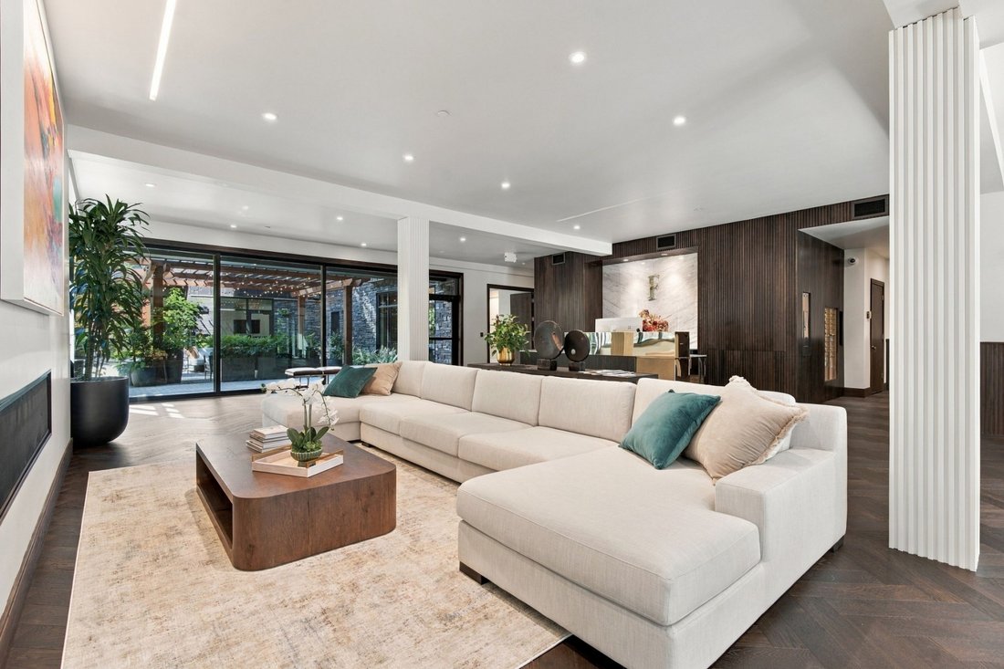 Condo in Lake Oswego, Oregon, United States 4 - 19159487