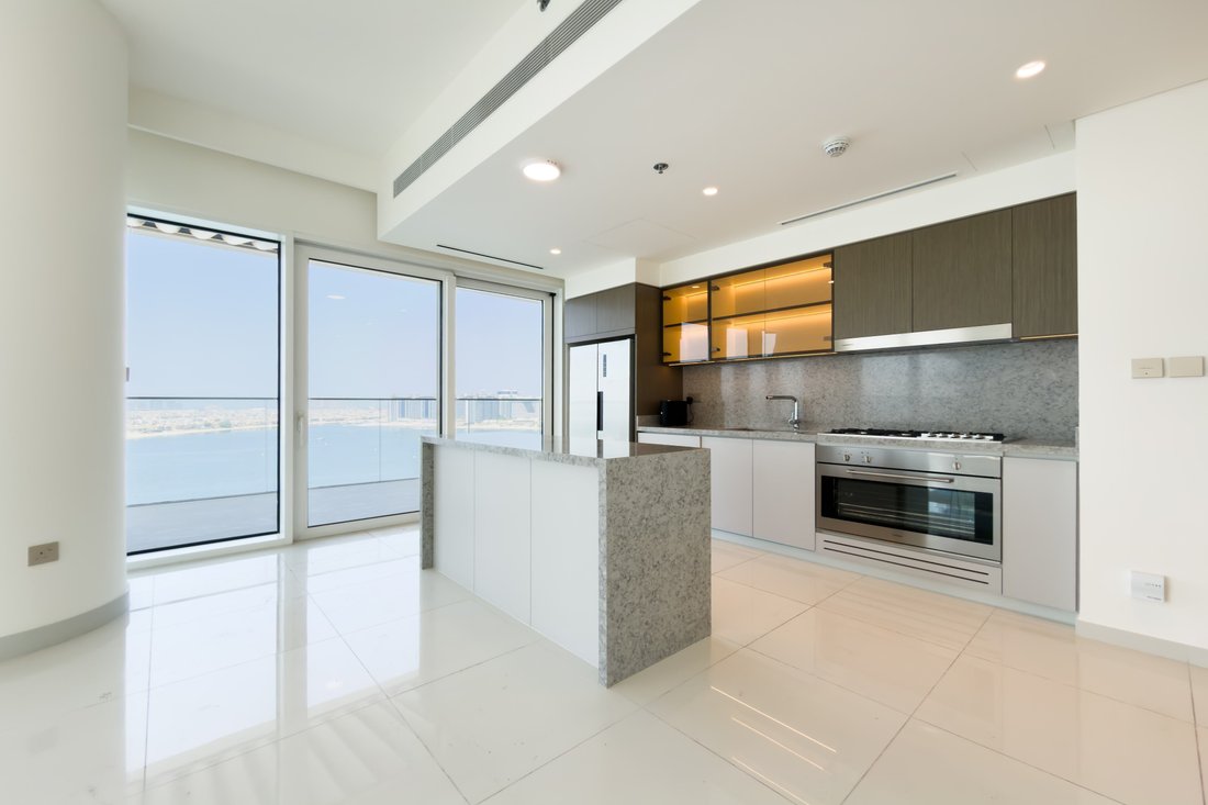 Apartment in Dubai Harbour, Dubai, United Arab Emirates 5 - 19159489
