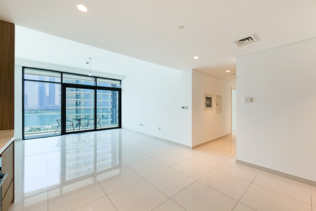 Apartment in Dubai Harbour, Dubai, United Arab Emirates 1 - 19159651
