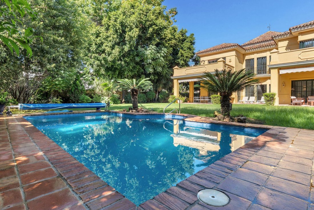 Villa in Estepona, Andalusia, Spain 5 - 19159696