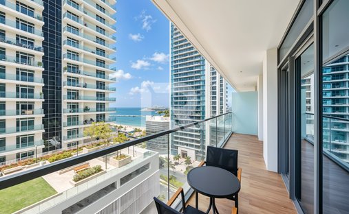 Apartment in Dubai Harbour, Dubai, United Arab Emirates 1