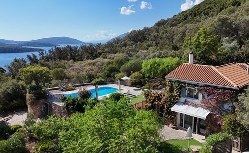 Villa a Platustomon, Ellomenos, Grecia 1
