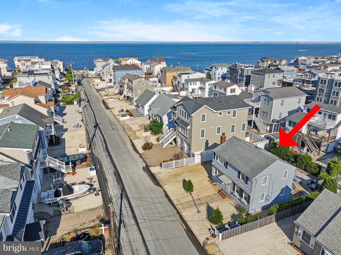 House in Ship Bottom, New Jersey, United States 3 - 19159785