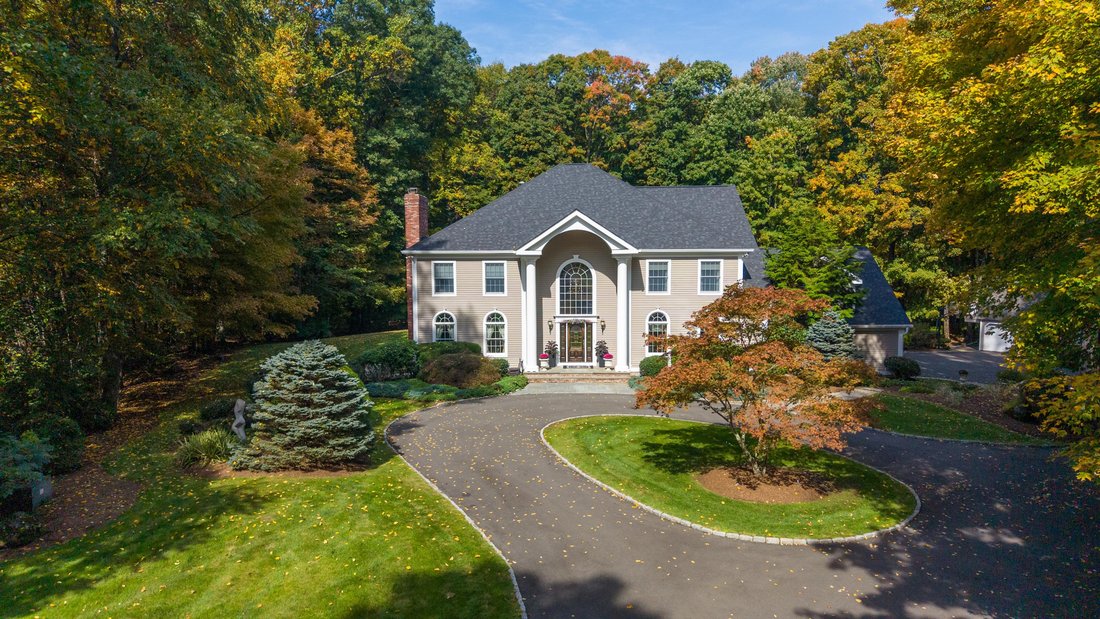 House in Newtown, Connecticut, United States 1 - 19159730