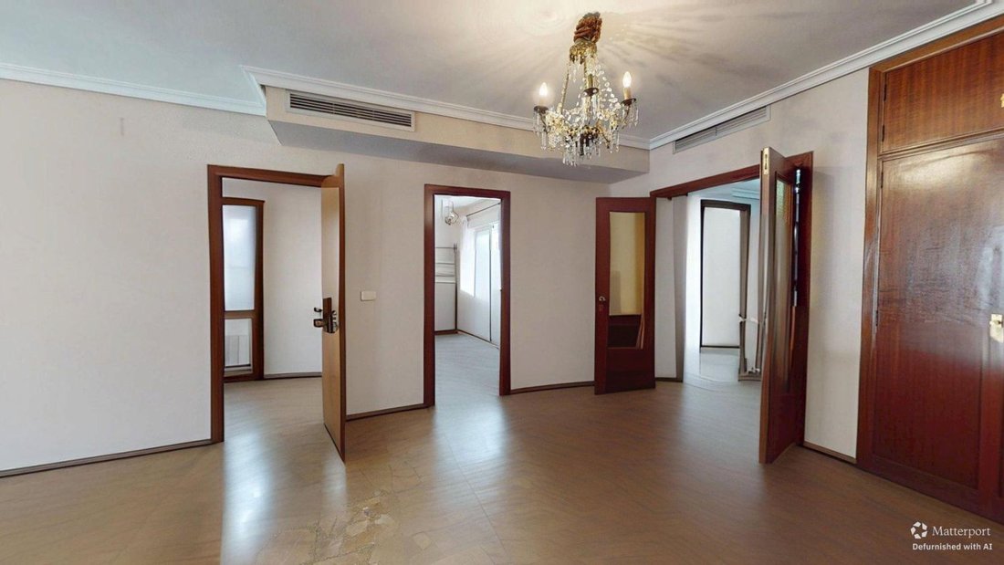 Apartment in Casco Antiguo, Seville, Spain 5 - 19159662