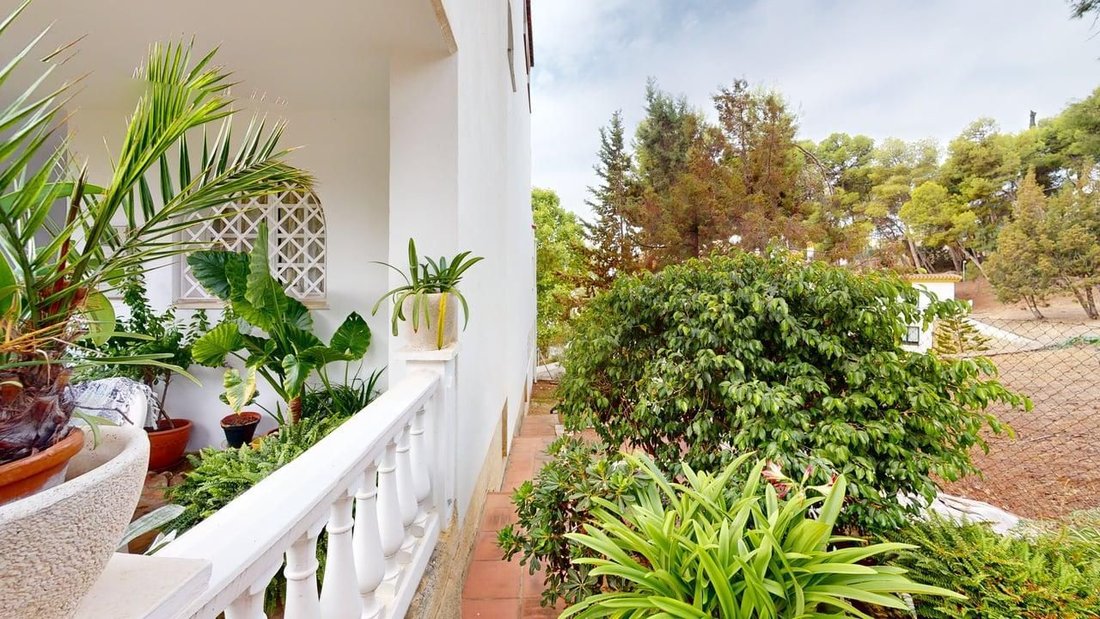 Townhouse in Este, Malaga, Spain 4 - 19159656