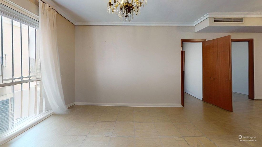 Apartment in Casco Antiguo, Seville, Spain 3 - 19159662