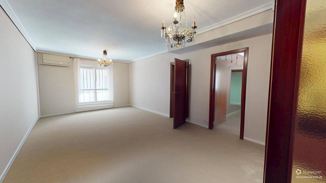 Apartment in Casco Antiguo, Seville, Spain 2 - 19159662