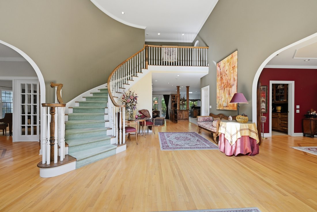 House in Newtown, Connecticut, United States 3 - 19159730