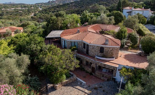 Villa à Arzachena, Sardaigne, Italie 1