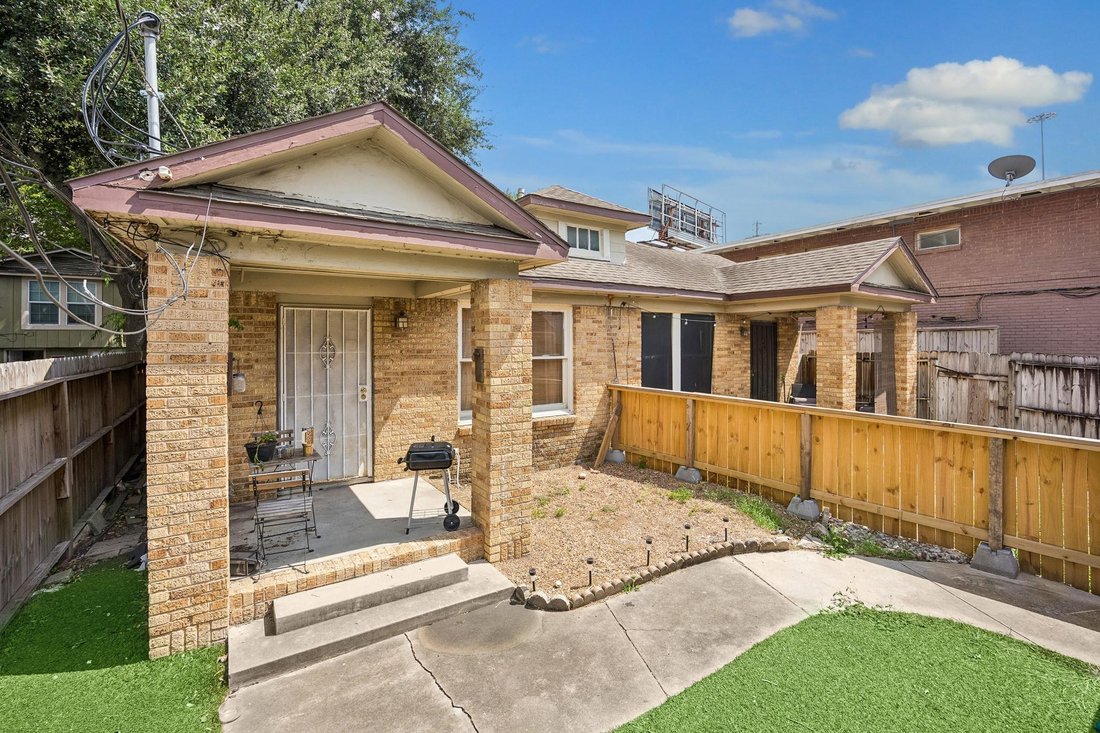 Houston, Texas, United States 1 - 19164113
