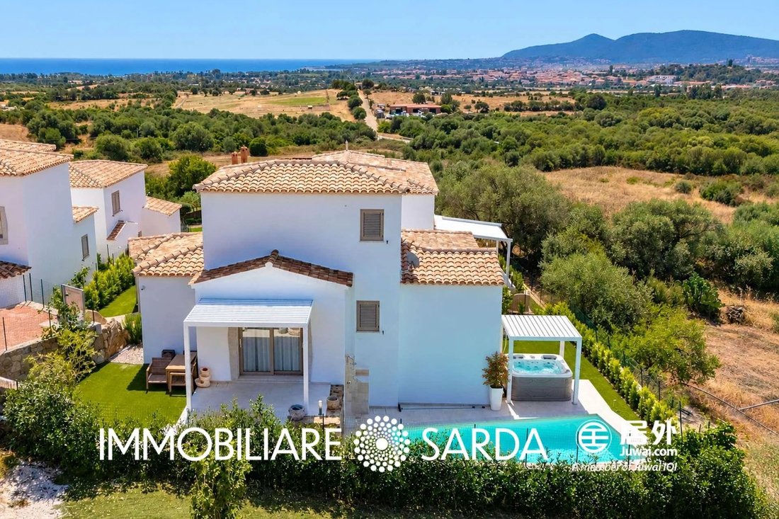 Villa en Budoni, Cerdeña, Italia 2 - 19161088