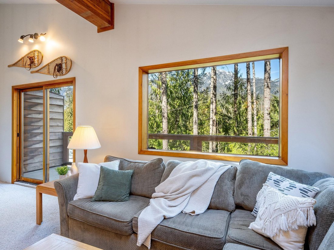 House in Whistler, British Columbia, Canada 3 - 19165697
