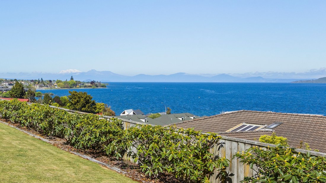 Taupo, Waikato, New Zealand 1 - 19158815
