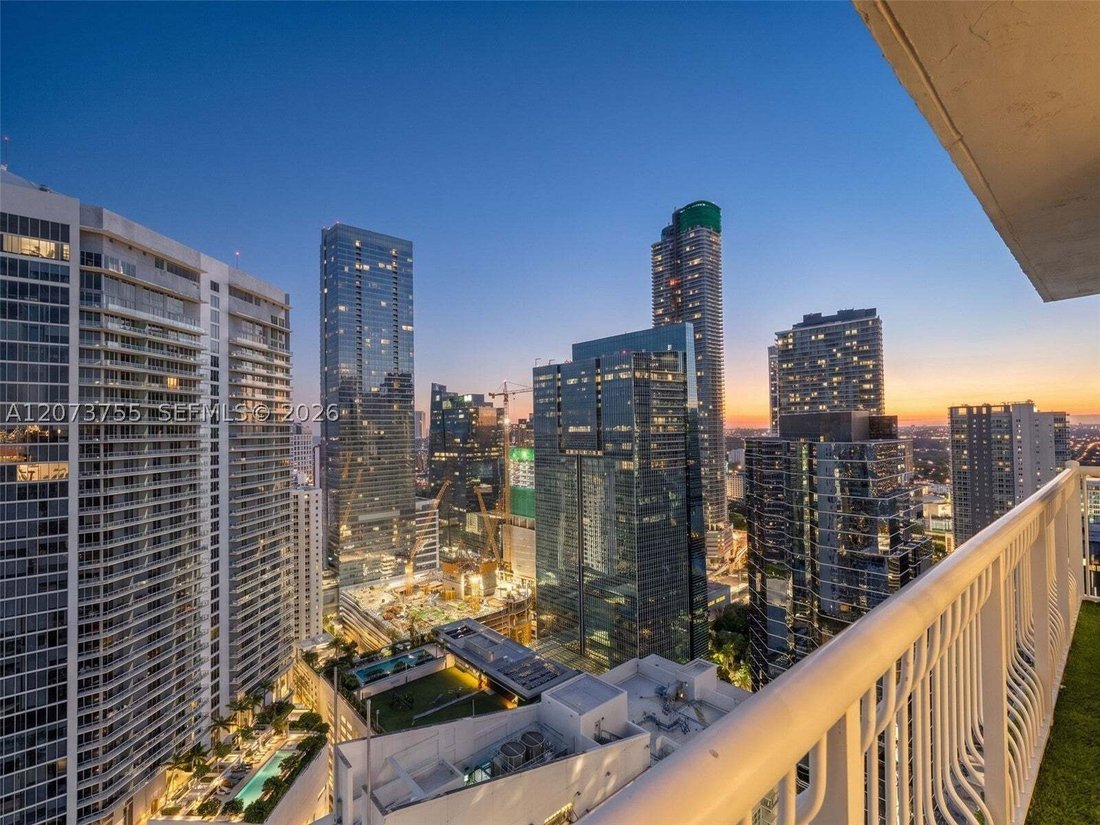 Condo in Miami, Florida, United States 1 - 18682395