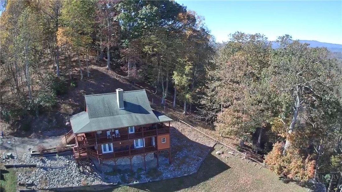 Maison à Piney Creek, Caroline du Nord, États-Unis 1 - 19062371