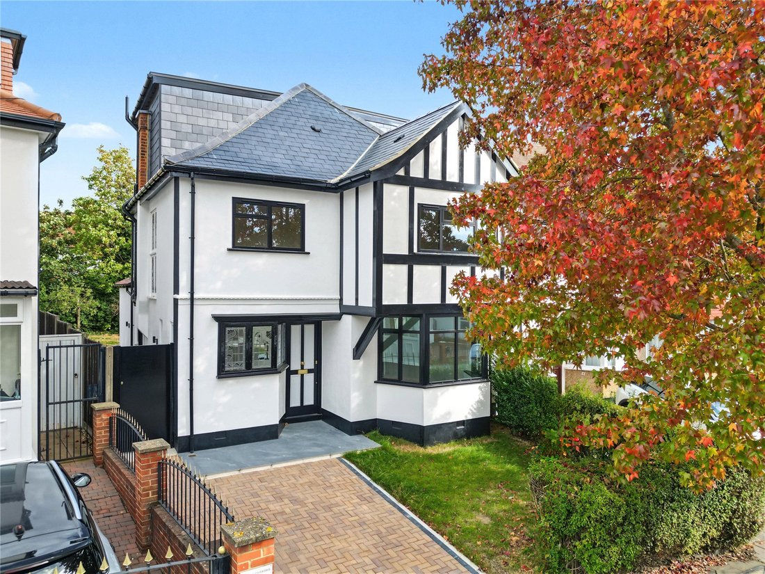 House in Barnet, England 4 - 19162751