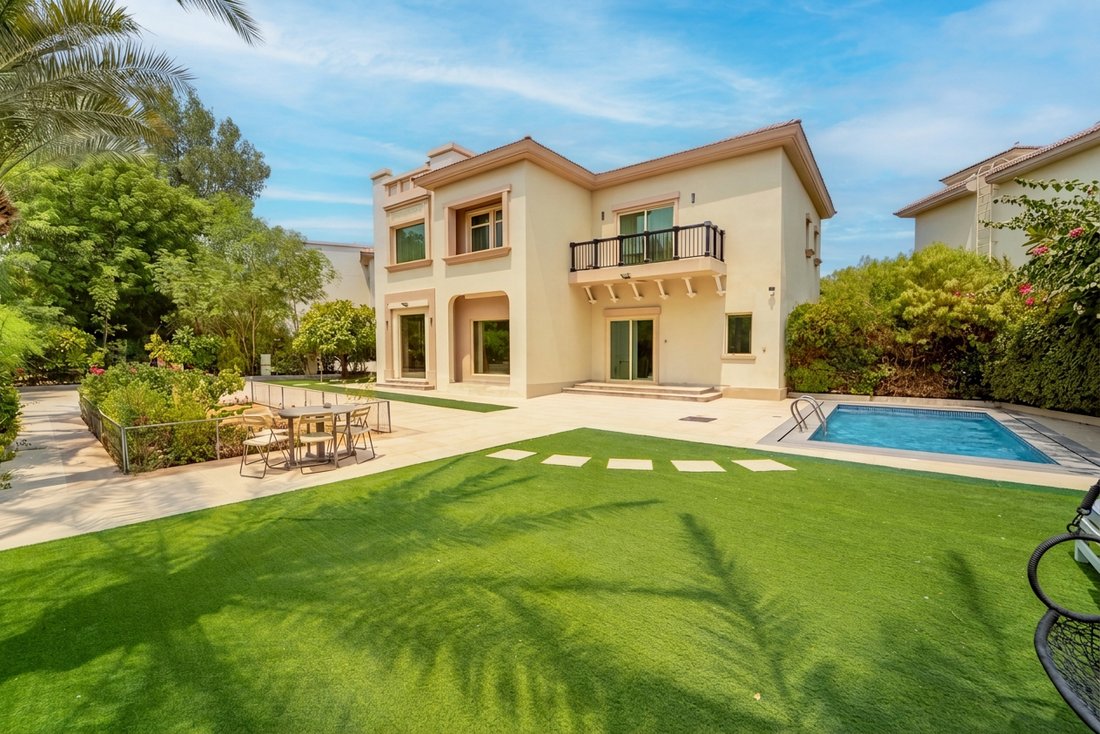 Villa in Jumeirah-Inseln, Dubai, Vereinigte Arabische Emirate 1 - 19163042