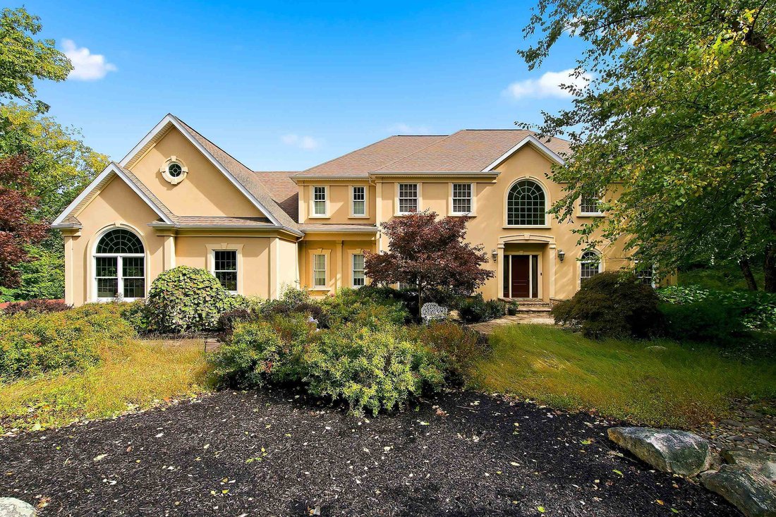 House in Mahwah, New Jersey, United States 3 - 19162866