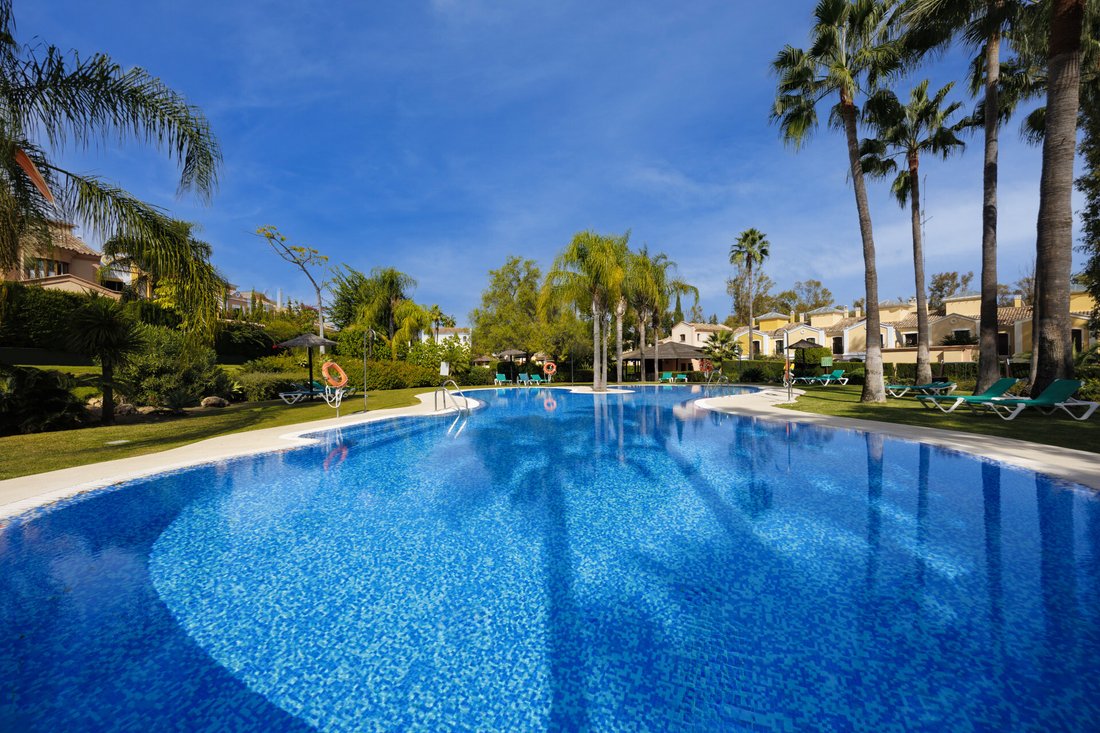 Townhouse in Guadalmina Alta, San Pedro de Alcantara, Spain 1 - 19160077