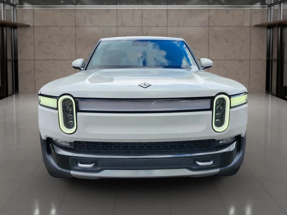 Pickup in Fullerton, CA, United States 2 - 19165004