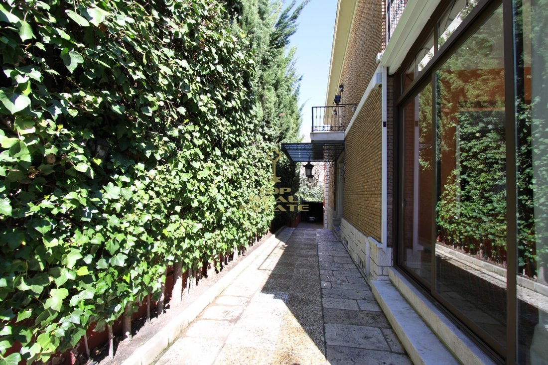 Chalet à Chamartín, Madrid, Espagne 1 - 19160944