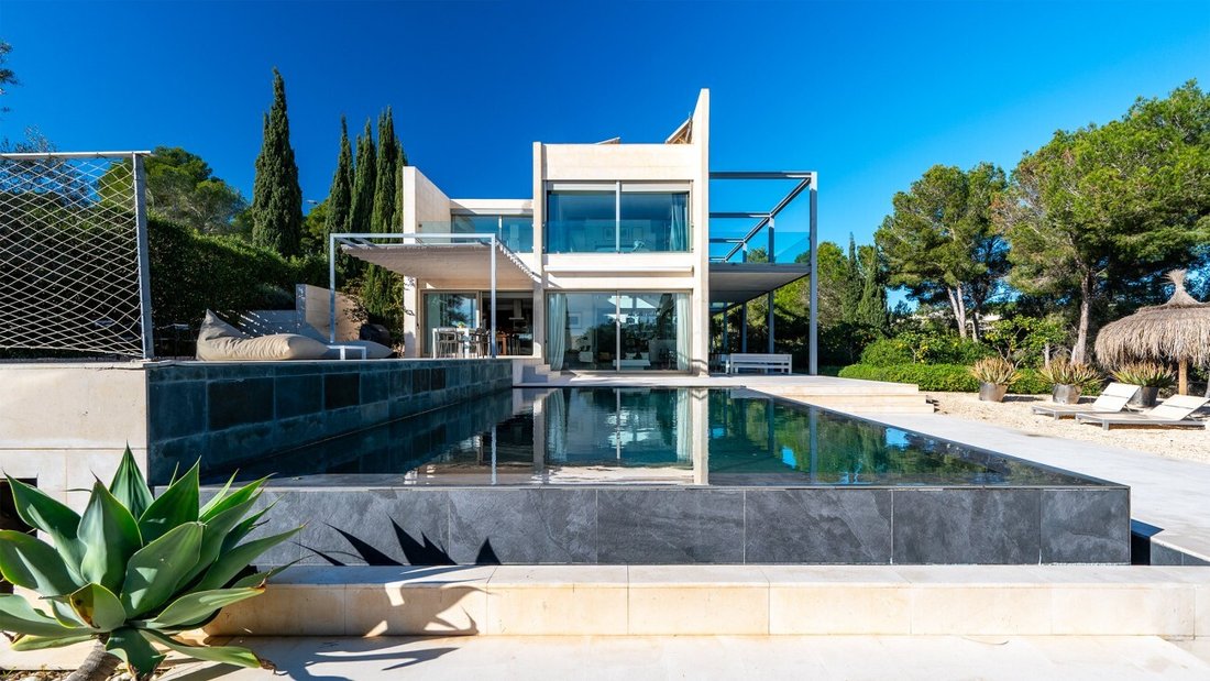 Villa in Sol de Mallorca, Calvia, Balearic Islands 2 - 19140866