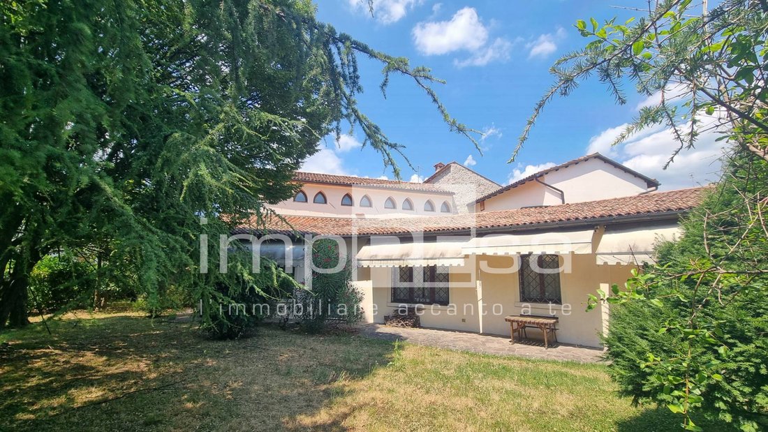 Villa à Vittorio Veneto, Vénétie, Italie 1 - 19165566
