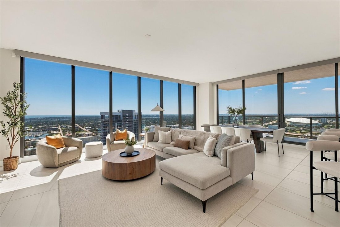 Condo in St. Petersburg, Florida, United States 2 - 19160492